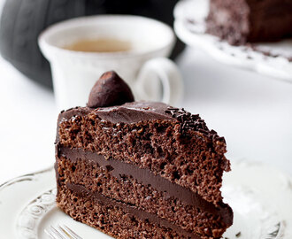 Tort czekoladowy z truflami