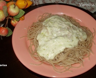Špagety so syrovou omáčkou (fotorecept)
