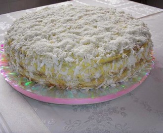 Lucijina torta od ananasa