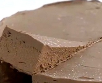 Receita de Torta Cremosa de Chocolate - Pilotando Fogão