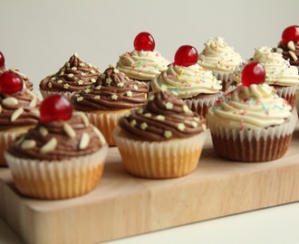 Retro cupcakes s čokoládovým krémem