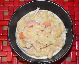 Sopas - Creamy Chicken and Macaroni Soup
