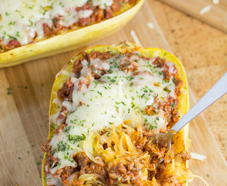 Baked Spaghetti Squash with Tomato Meat Sauce