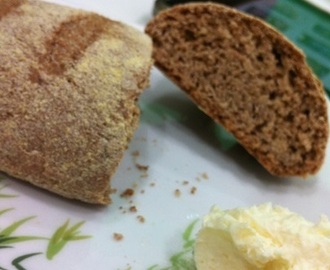 Pão Australiano e Manteiga do Outback