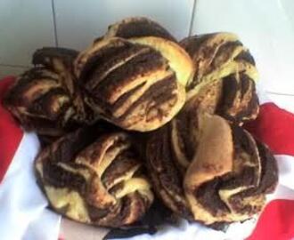 Cvjetni dizani muffini s rogačem (po uzoru na Palachinkine:)