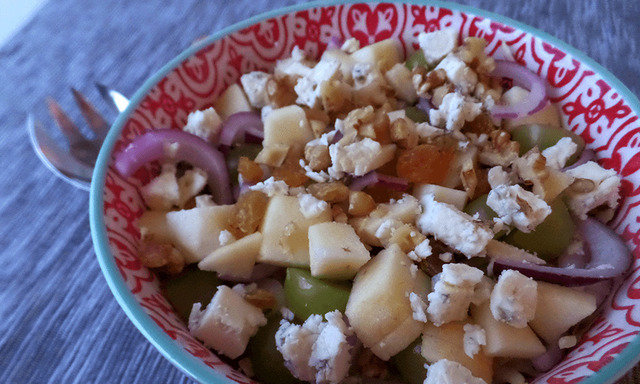 Recept | Witlofsalade met appel en blauwaderkaas