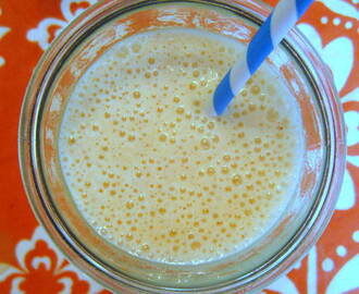 Spicy Peanut Butter and Bananas Smoothie Recipe