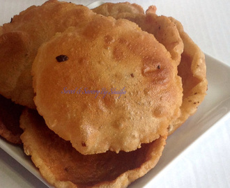 Rajgira / Amaranth flour pooris ( gluten free )