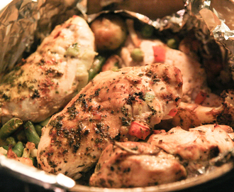 Grillowana i soczysta pierś kurczaka z warzywami + przyprawy kuchni egipskiej