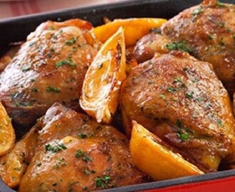 Receita de Frango Assado no Forno, aprenda como fazer um frango simples e fácil assado no forno, é barato e saudável, frango é carne branca e por isso mais magra.