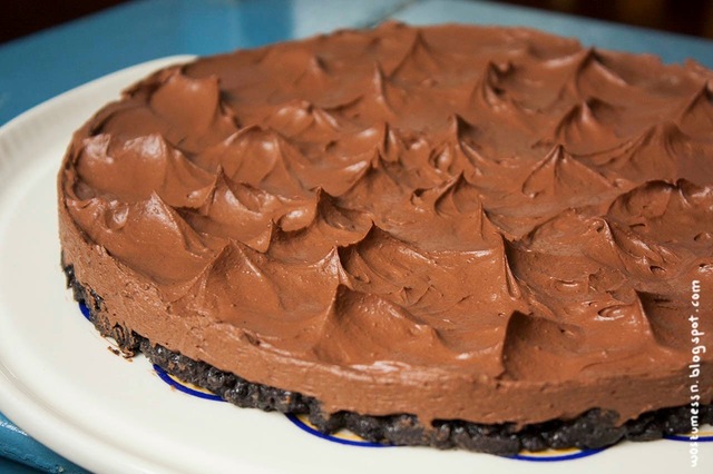 Vegane Mousse au Chocolat Tarte: Oreokeks-Knusperboden und fluffige Schokocremehaube
