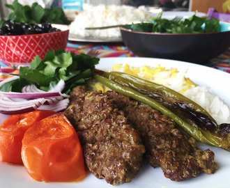 Persisk kebab kobide (kabab koobideh) tillagat i ugn