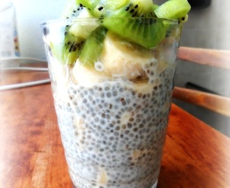 Food that makes you feel happy - Chia puding