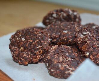 Vegan coconut & chocolate cookies