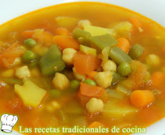 Sopa de verduras con garbanzos Receta fácil y rápida