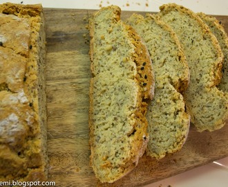 Wegański bezglutenowy chleb kanapkowy z quinoa