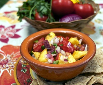 Summer Peach Salsa  #It's All Greek to Me #Food of the World  #Weekly Menu Plan