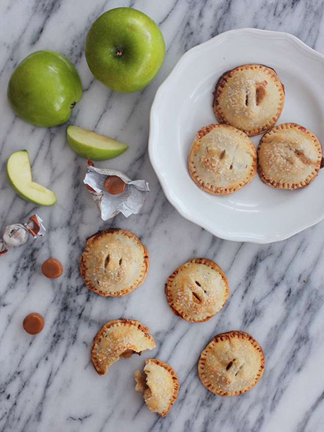 caramel apple hand pies