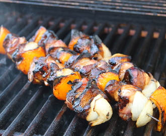 Balsamic Chicken Kabobs With Sweet Onions and Sweet Peppers