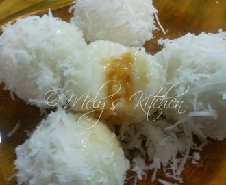 Pineapple-Coconut Rice Balls