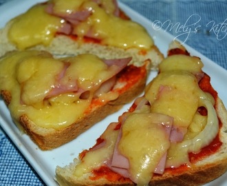 Ham and Cheese Pizza Bread