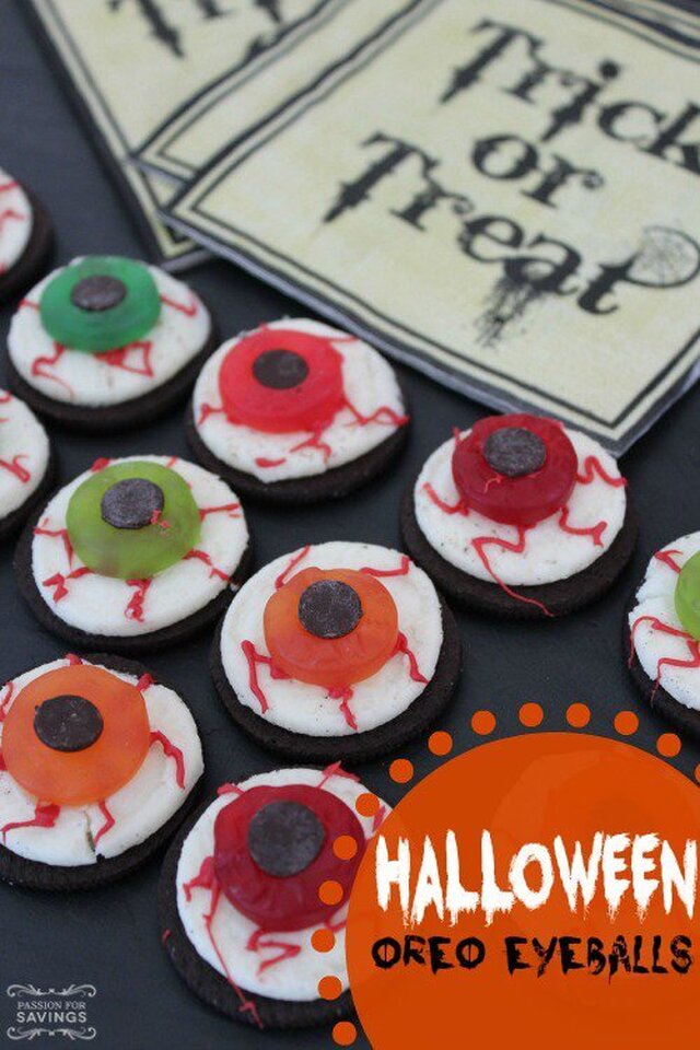 Kids Halloween Snack Ideas | Oreo Eyeballs!