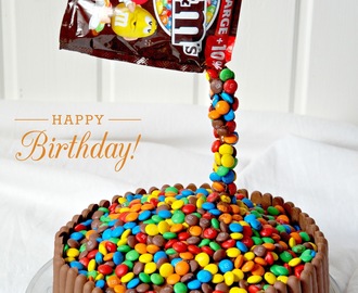 Happy Birthday, meine Kleine! Eine M&M - Schokoladentorte mit Magie