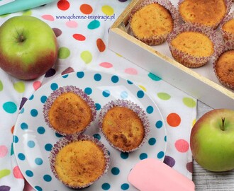 Kukurydziane muffinki z jabłkiem i cynamonem, czyli słodki dodatek do dziecięcej śniadaniówki