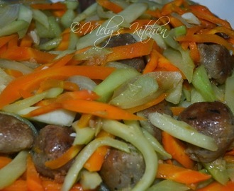 Ginisang Sayote at Carrots with Fishballs