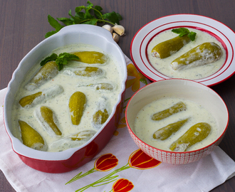 Kosa bel laban- Fylld zucchini i yoghurtsås