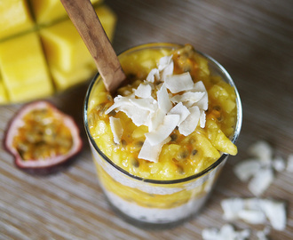 Chiapudding med mango och passionsfrukt