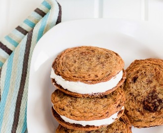 Cookie Ice Cream Sandwiches Recipe - {and a GIVEAWAY}