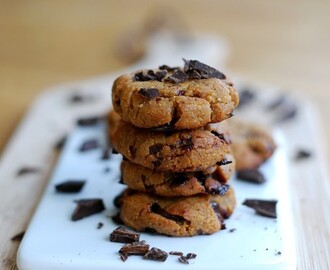 Chocolate chip peanut butter cookies