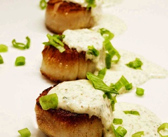 Grilled Scallops with Rémoulade Sauce