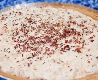 No-Bake Desserts: Chilled Peanut Butter Pie Recipe