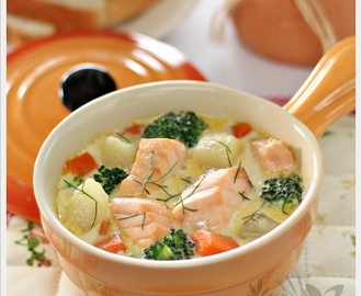 Fish Stew With Salmon and Vegetables