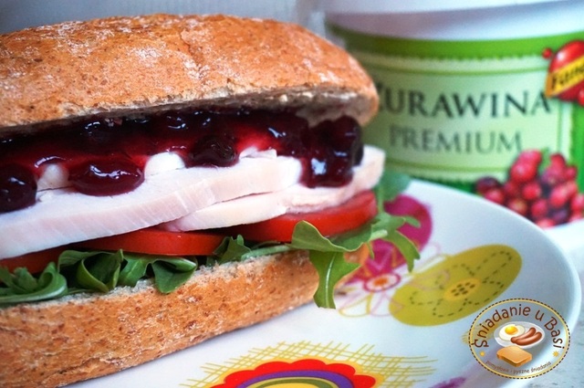 „Turkey Cranberry Sandwich” czyli kanapka z indykiem i żurawiną