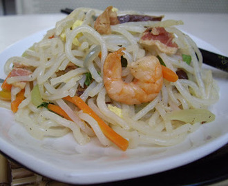 Tossed Rice Noodles