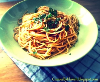 Jednoduché a přesto výborné špagety se sušenými rajčaty a chilli