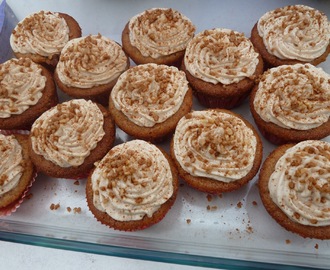 Apfel-Zimt Cupcakes mit Mascarpone Frosting