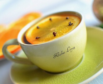 Herbata z pomarańczą i goździkami