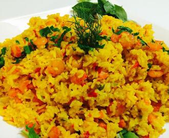 CURRIED PRAWNS WITH RICE