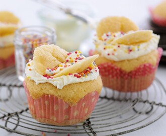 June Tea Time Treats: Muffins, Fairy Cakes and Cupcakes
