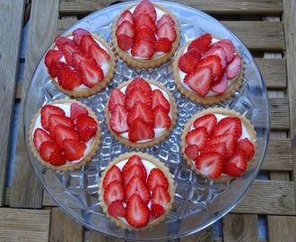 Erdbeer-Tarte mit Tahiti-Vanillecreme