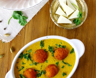 Paneer Kofta Korma {Indian Cottage Cheese Balls In A Delicate Yogurt Sauce}