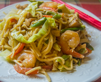 Pancit Canton Guisado With Pork, Chicken, and Shrimps
