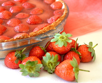 Strawberry Cheesecake â€“ LCHF and Fabulous