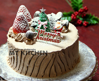 Christmas Cake [Christmas is about giving!]