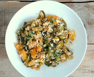 Riz poêlé courgettes, ananas, haricots verts (Pan-fried rice zucchini, pineapple, green beans)