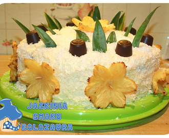 Tort ananasowo kokosowy - mocno zakrapiany rumem